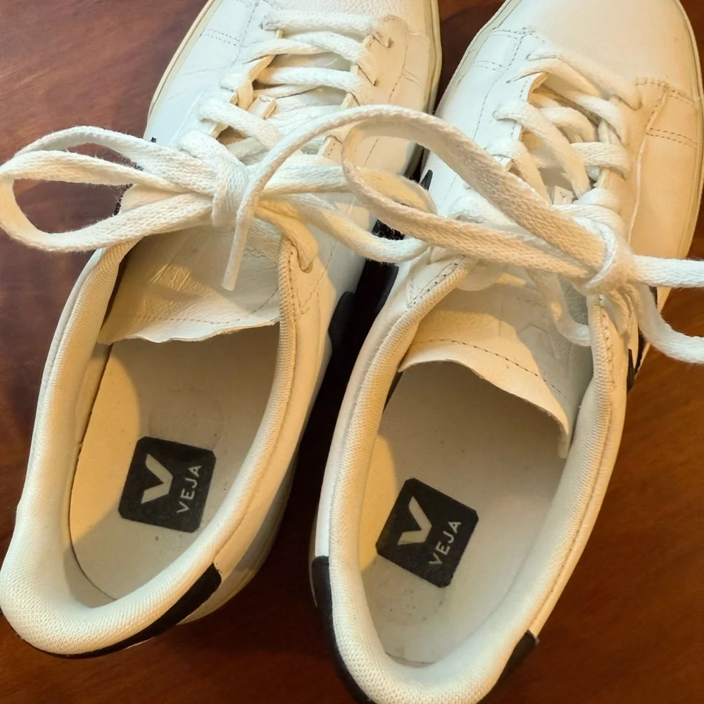 Veja Cream and Black Casual Sneakers - Picture 3 of 6